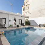 Luxsuites וילה