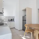 Luxsuites