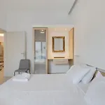 Luxsuites וילה