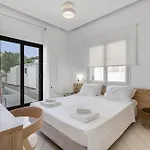 Luxsuites Villa