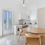 Luxsuites