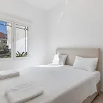Luxsuites Villa