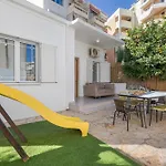 Luxsuites Villa