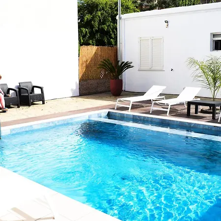 Luxsuites Вілла