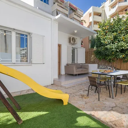 Luxsuites Villa