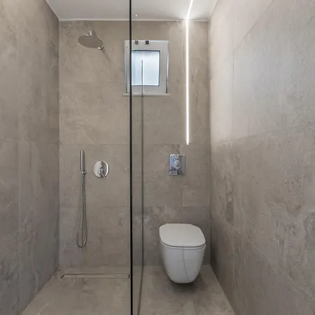 Luxsuites Villa Chania (Crete)