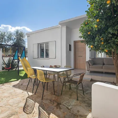 Luxsuites Chania (Crete)