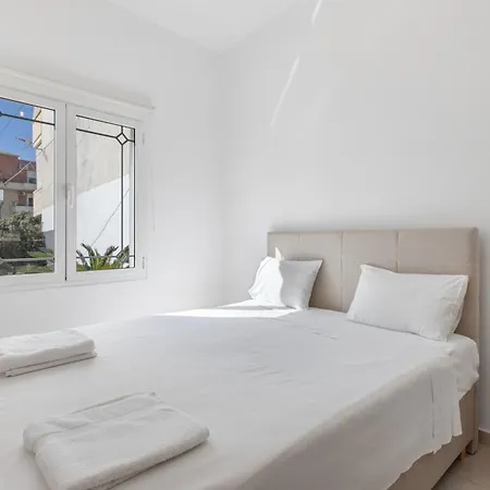 Luxsuites Villa